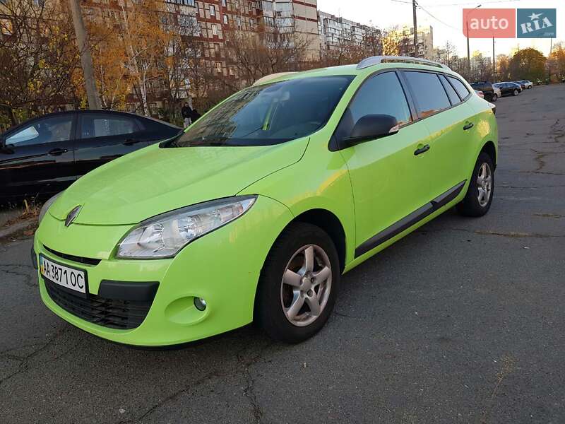 Универсал Renault Megane 2011 в 