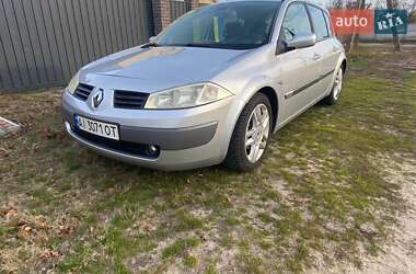 Хэтчбек Renault Megane 2004 в Старых Петровцах