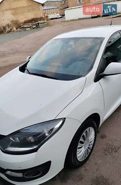 Хэтчбек Renault Megane 2015 в Коростене