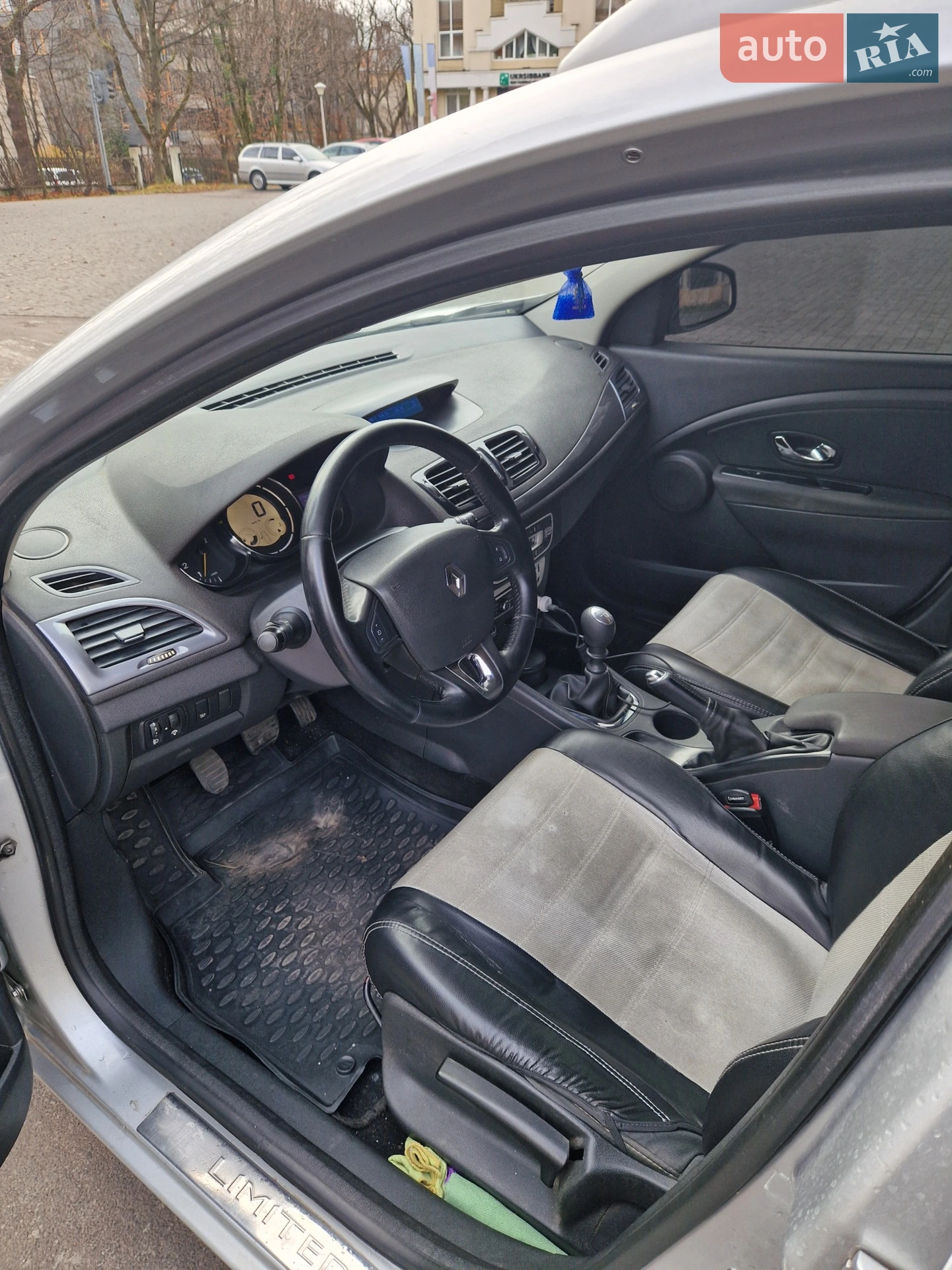 2015 Renault Megane - мініатюра 11