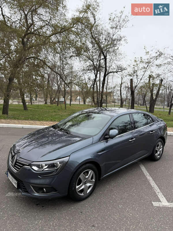 Седан Renault Megane 2017 в Одессе