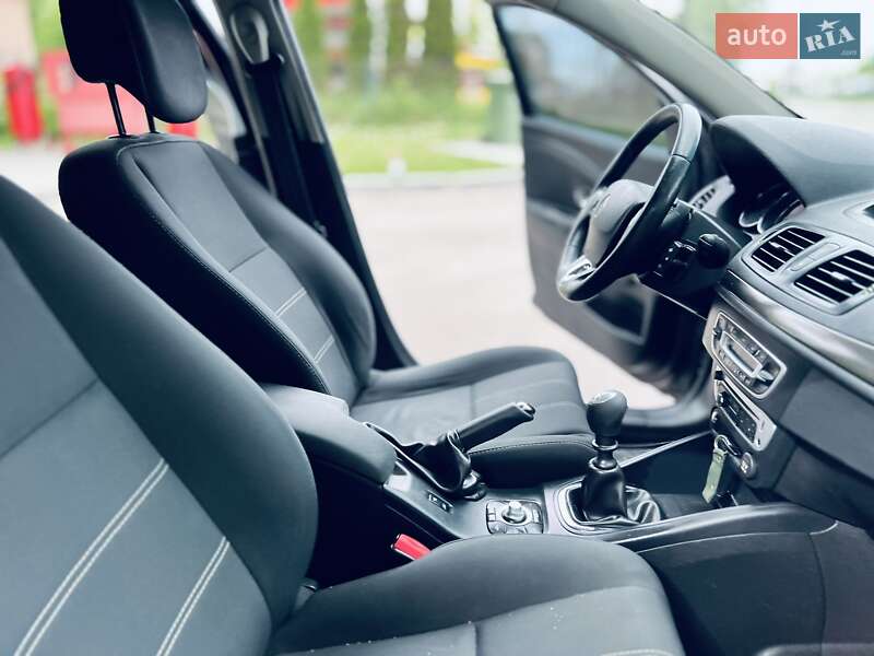 Универсал Renault Megane 2013 в Тернополе фото 11 Универсал Renault Megane 2013 в Тернополе