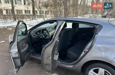 Хэтчбек Renault Megane 2013 в Коростене