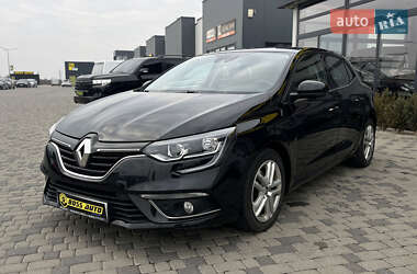 Хэтчбек Renault Megane 2017 в 