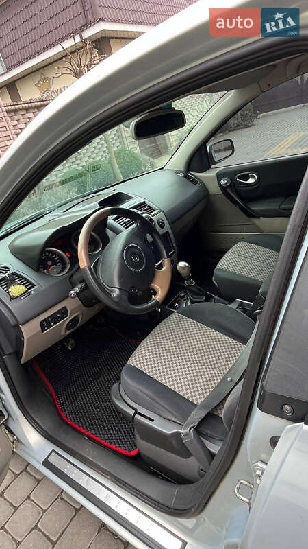 Хэтчбек Renault Megane 2003 в Тульчине