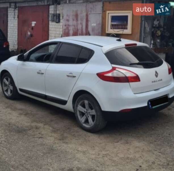 Хэтчбек Renault Megane 2012 в Киеве фото 14 Хэтчбек Renault Megane 2012 в Киеве