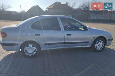 Седан Renault Megane 1999 в Рени