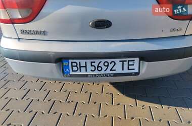 Седан Renault Megane 1999 в Рени