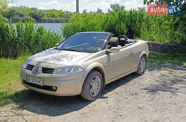 Кабриолет Renault Megane 2004 в Благовещенском