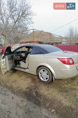 Кабриолет Renault Megane 2004 в Благовещенском