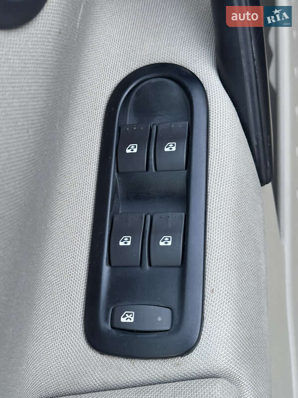 Універсал Renault Megane 2006 в Дрогобичі