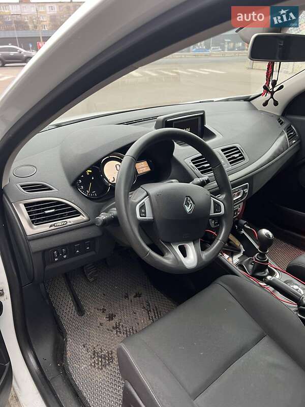 Универсал Renault Megane 2012 в Полтаве фото 4 Универсал Renault Megane 2012 в Полтаве