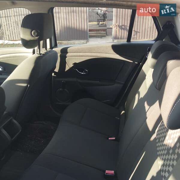 Универсал Renault Megane 2013 в Сновске