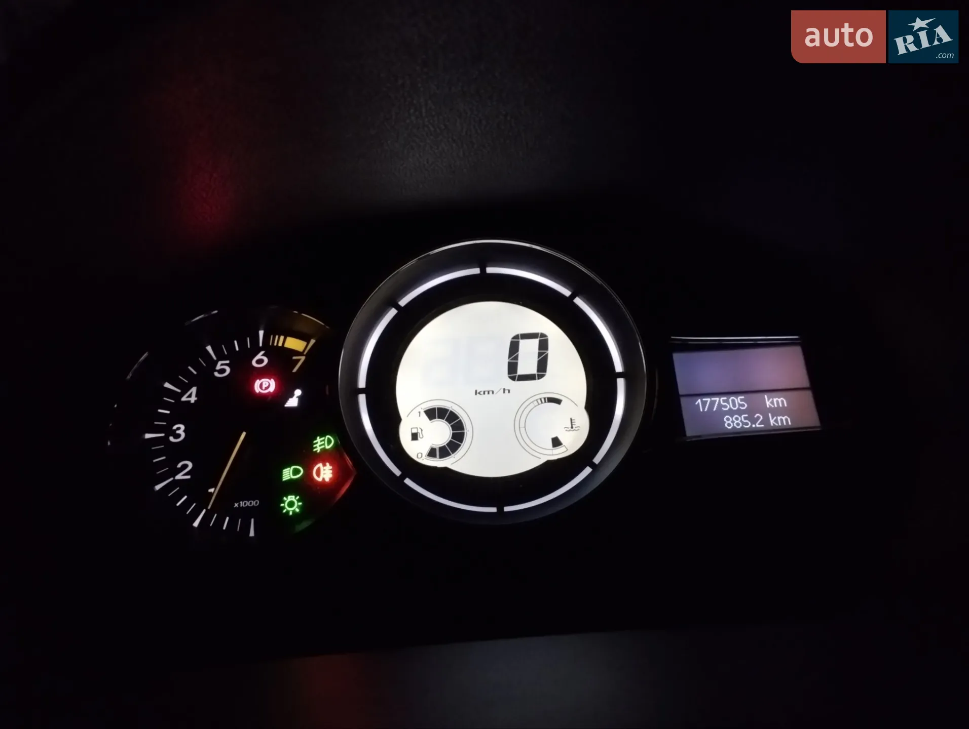 2011 Renault Megane - мініатюра 12