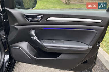 Седан Renault Megane 2019 в 