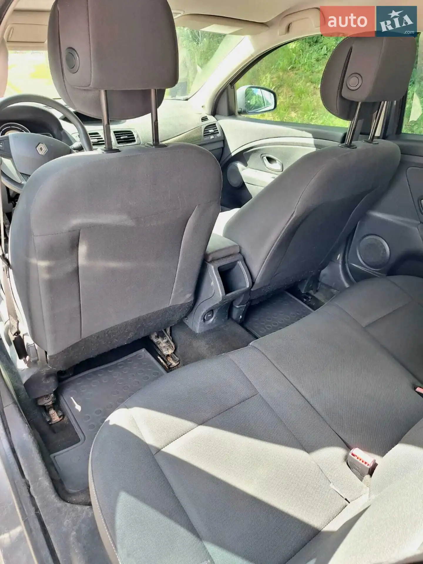 2010 Renault Megane - мініатюра 8