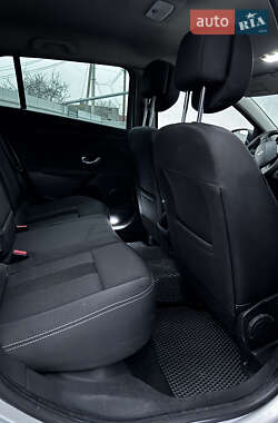 Универсал Renault Megane 2011 в 