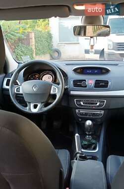 Универсал Renault Megane 2011 в 