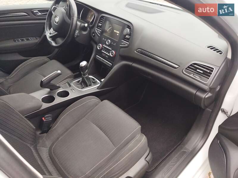 Универсал Renault Megane 2016 в Корсуне-Шевченковском фото 10 Универсал Renault Megane 2016 в Корсуне-Шевченковском