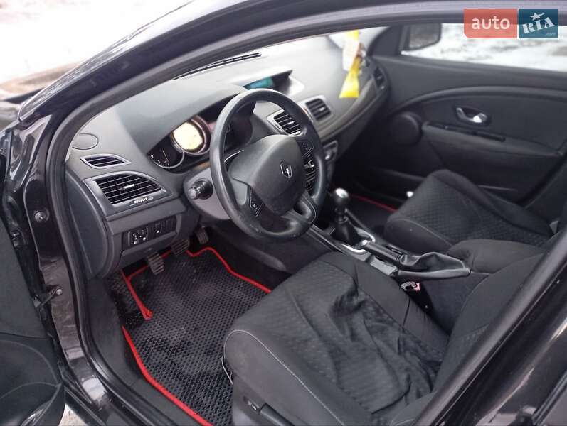 Універсал Renault Megane 2010 в Вараші