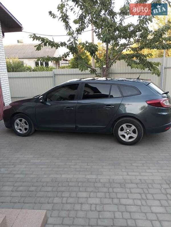 Универсал Renault Megane 2012 в Казатине