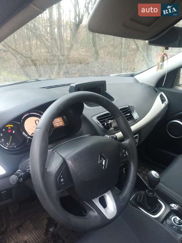 Хетчбек Renault Megane 2011 в Бабинці