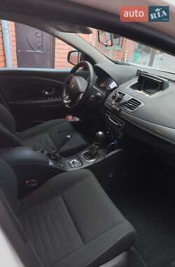 Универсал Renault Megane 2016 в 