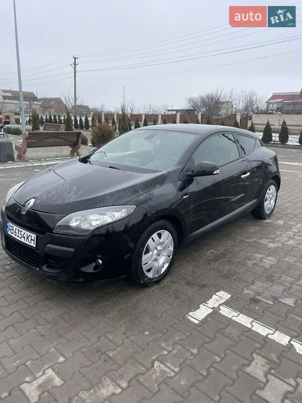 Хэтчбек Renault Megane 2011 в Липовце