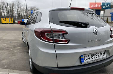 Универсал Renault Megane 2011 в 