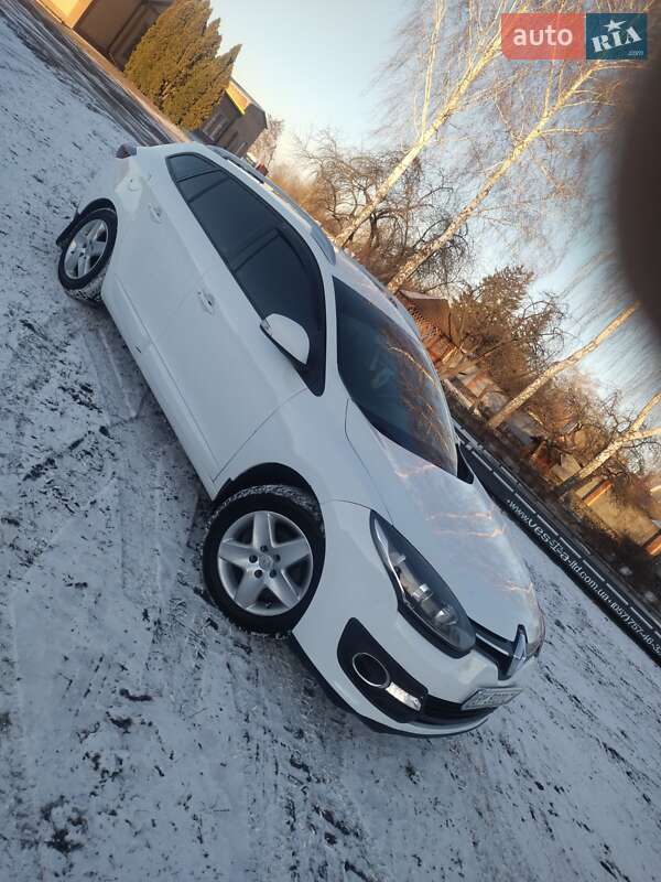 Універсал Renault Megane 2015 в Ромнах