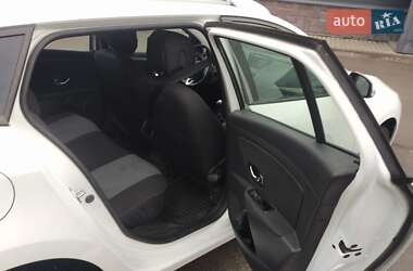 Универсал Renault Megane 2014 в 
