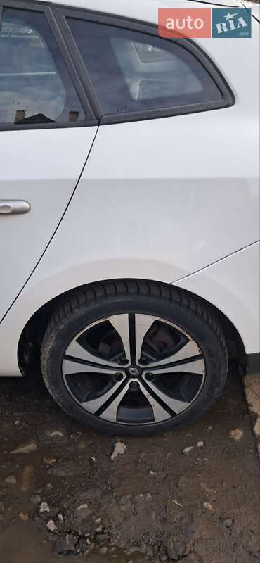 Универсал Renault Megane 2011 в Долине