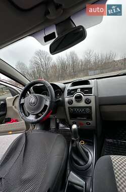 Седан Renault Megane 2004 в 