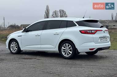 Универсал Renault Megane 2017 в Краснограде