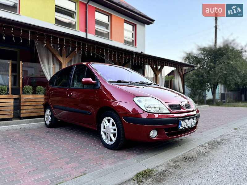 Хэтчбек Renault Megane 2003 в Казатине