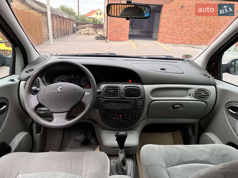 Хэтчбек Renault Megane 2003 в Казатине