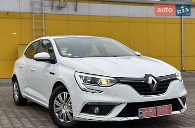 Хетчбек Renault Megane 2017 в Дубні