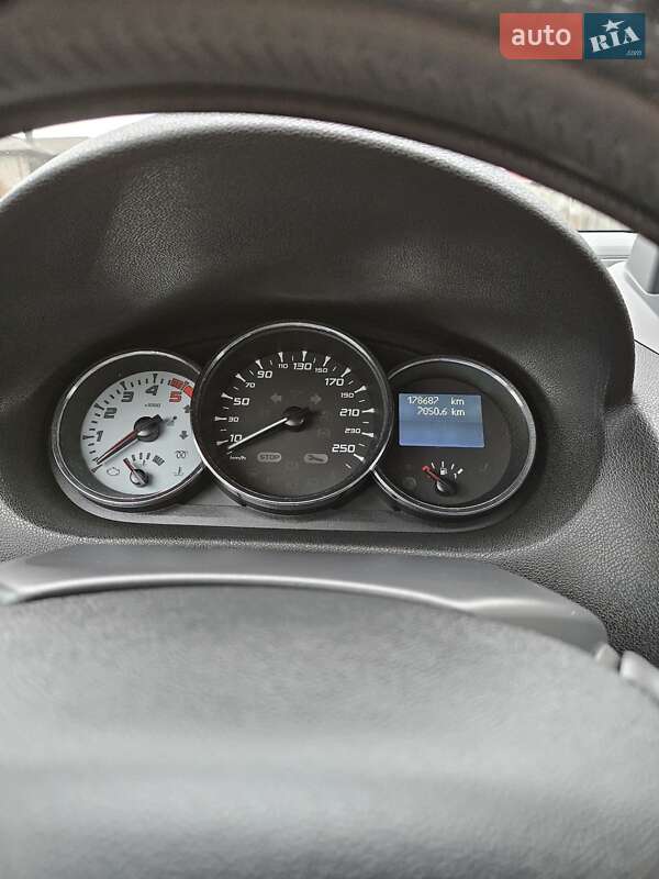 Універсал Renault Megane 2011 в Шегинях