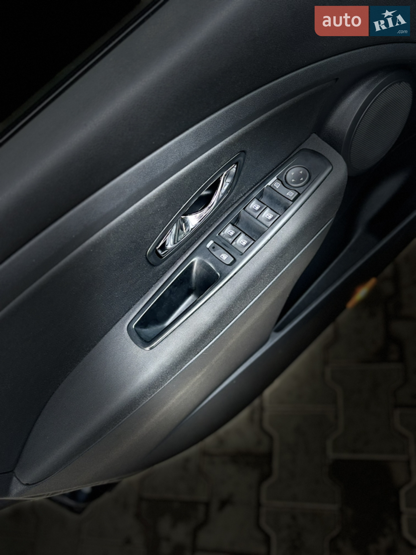 2012 Renault Megane - мініатюра 16