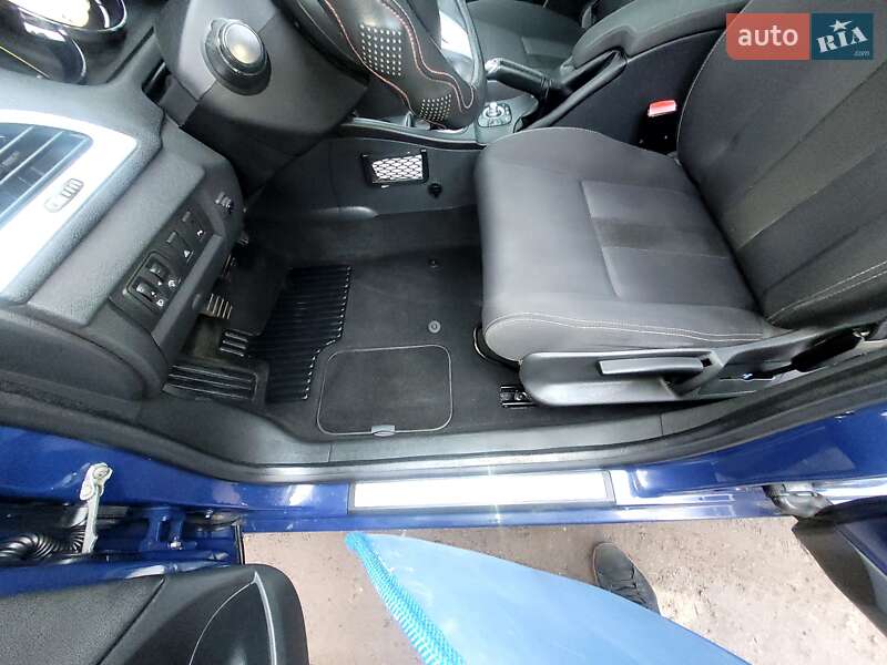 Універсал Renault Megane 2009 в Кривому Розі фото 19 Універсал Renault Megane 2009 в Кривому Розі