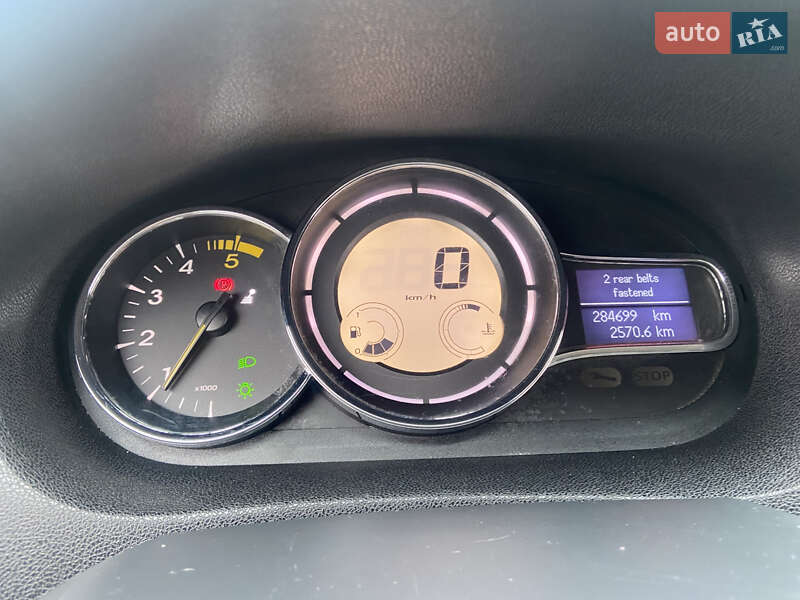 Универсал Renault Megane 2010 в Киеве фото 8 Универсал Renault Megane 2010 в Киеве