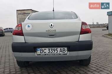 Седан Renault Megane 2004 в Малехові