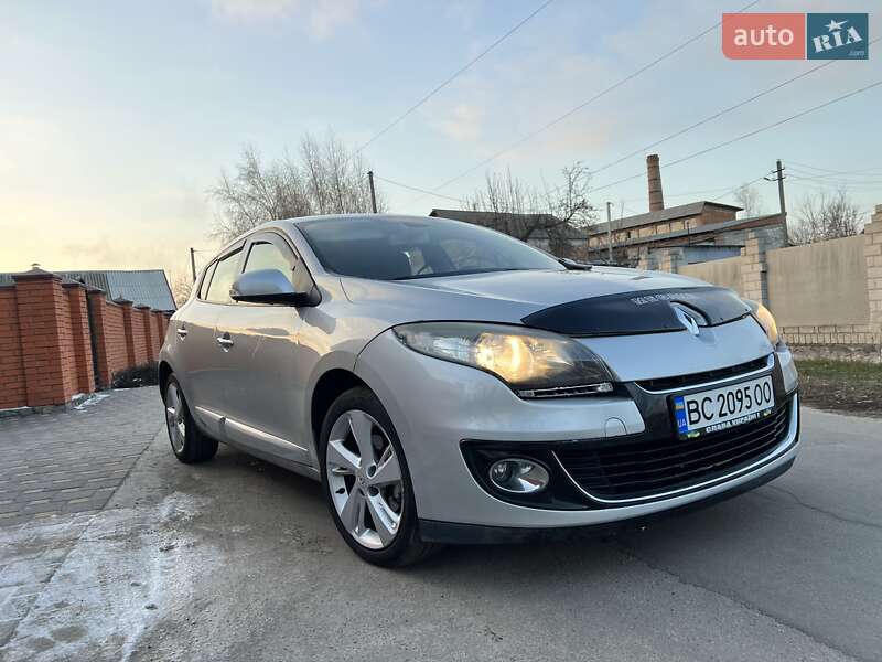 Хэтчбек Renault Megane 2013 в Кобеляках