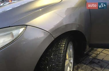 Купе Renault Megane 2010 в 