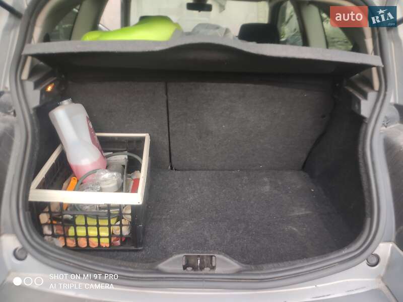 Хэтчбек Renault Megane 2005 в Киеве фото 4 Хэтчбек Renault Megane 2005 в Киеве