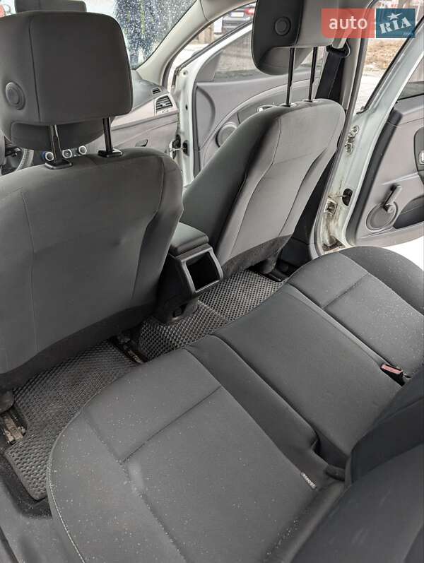 Хэтчбек Renault Megane 2015 в Конотопе фото 6 Хэтчбек Renault Megane 2015 в Конотопе