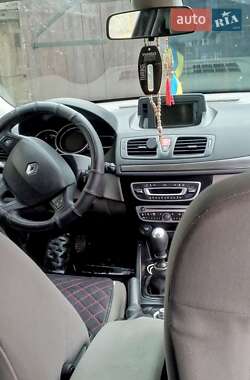 Универсал Renault Megane 2010 в 
