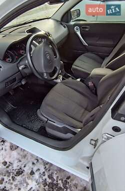 Универсал Renault Megane 2004 в 