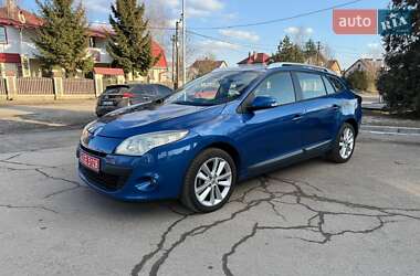 Универсал Renault Megane 2010 в Городке