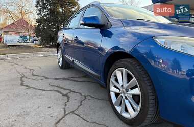 Универсал Renault Megane 2010 в Городке